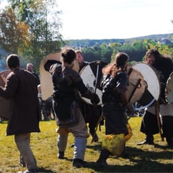 Nebbursvollen - Vikingslag på vikingmarked