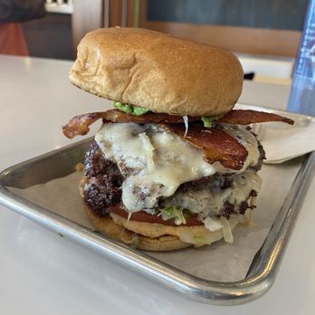 Burger Lounge - The Husky added bacon and avocado - Burgers Near Me - Costa Mesa, California Burger Lounge - The Husky added bacon and avocado - Burgers Near Me - Costa Mesa, California