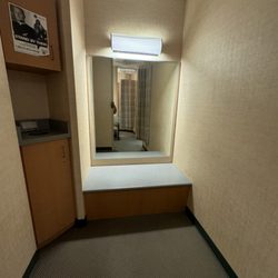 Inview Imaging - Changing room