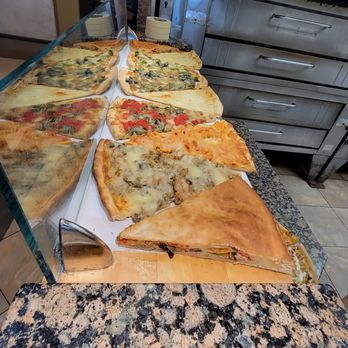 Raimo's Pizza & Restaurant - Pizza - Pizza Near Me - Freeport, New York Raimo's Pizza & Restaurant - Pizza - Pizza Near Me - Freeport, New York