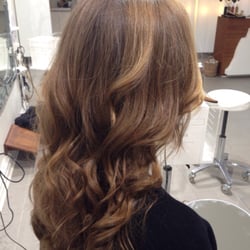 Buckingham - Caroline showed me how to get Hollywood curls (there's never a bad day for Hollywood curls)