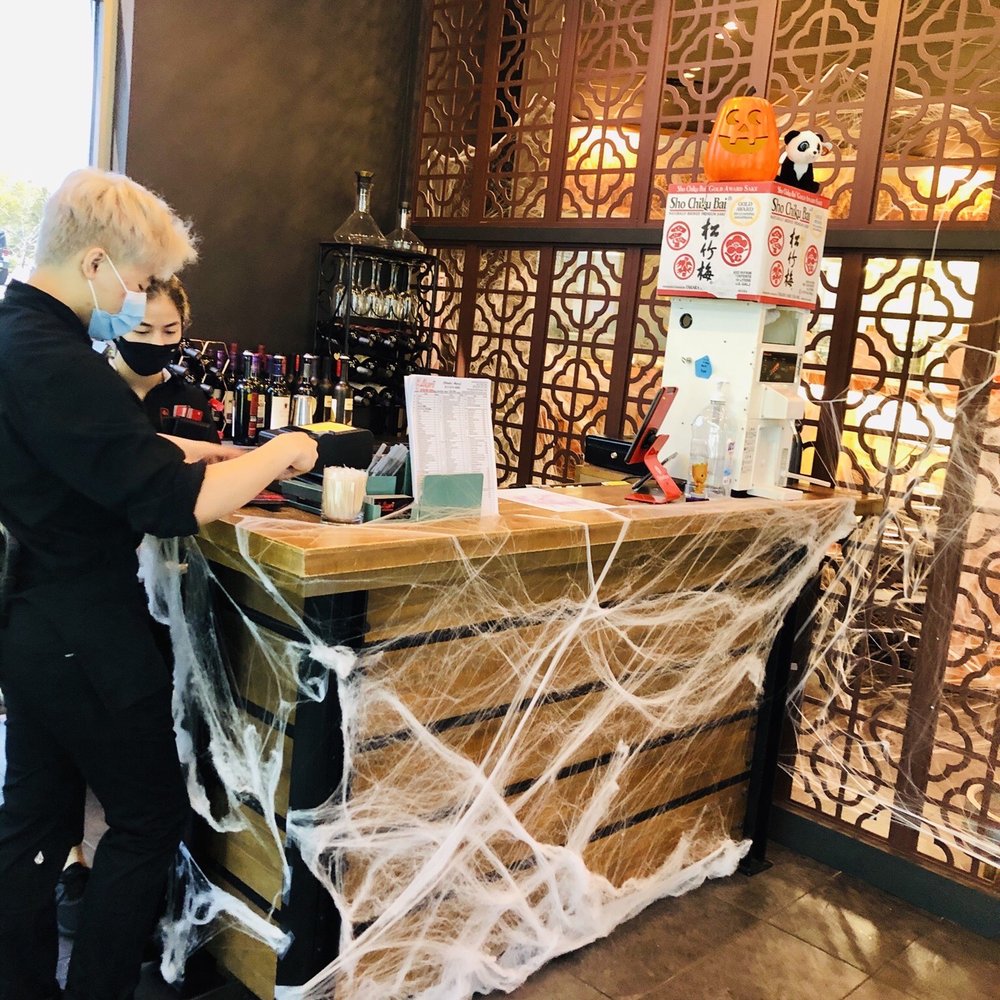 Akarii Revolving Sushi - Sushi Bars Near Me - Mansfield, Texas Akarii Revolving Sushi - Sushi Bars Near Me - Mansfield, Texas
