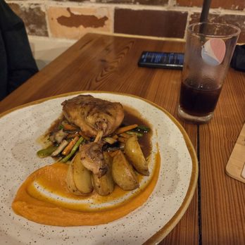 Sangiovese - Duck Confitt - Mediterranean Near Me - Lisbon, 11