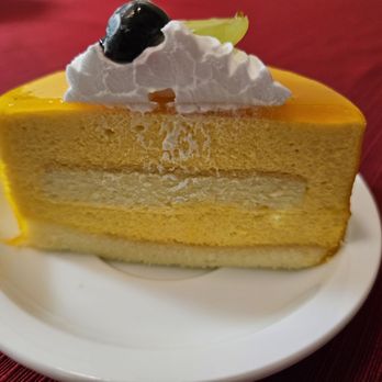 Chiffon Culture Bakery Cafe - Beautiful and delicious mango dessert - Bakeries Near Me - Orlando, Florida Chiffon Culture Bakery Cafe - Beautiful and delicious mango dessert - Bakeries Near Me - Orlando, Florida