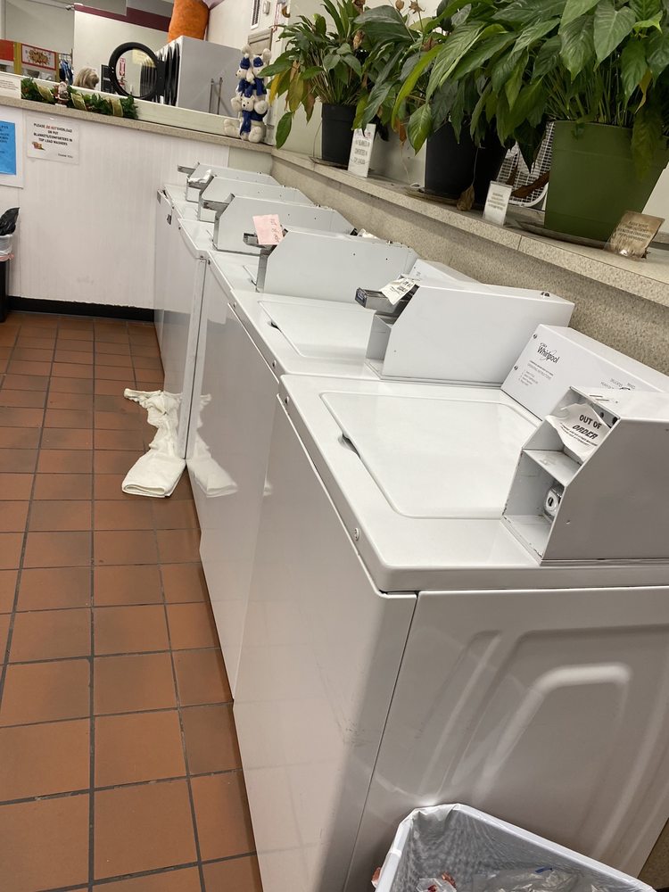 LAUNDROMAT EXPRESS Updated September 2024 10 Photos 700 Sumner