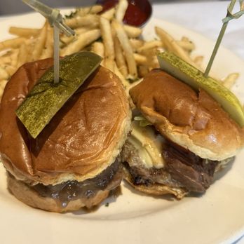 Paradiso Restaurant - Wagyu sliders - Italian Near Me - San Leandro, California