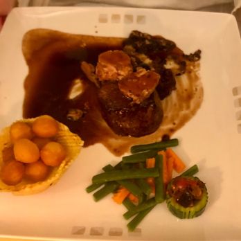 Restaurante Vista Alegre - Duck dish was yummy, but you must get the Parisian potatoes! - Restaurants Near Me - Lagos, 08