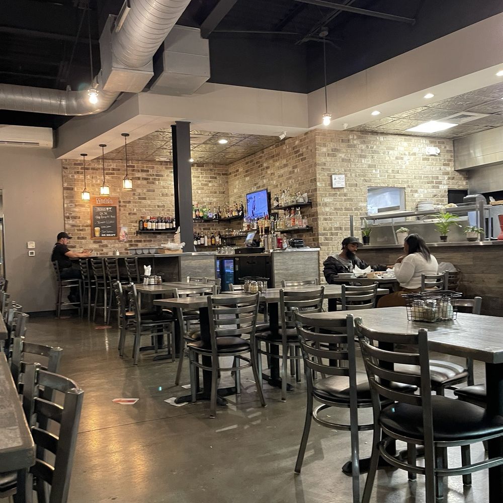 Enrico's - Inside - Italian Near Me - Charlotte, North Carolina