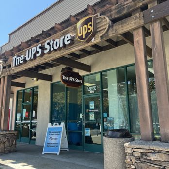 The UPS Store - WORST UPS STORE - Printing Services Near Me - El Cajon, California