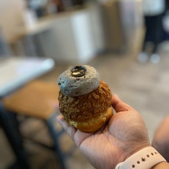 Bibble & Sip - Black Sesame Walnut Cream Puff - Coffee & Tea Near Me - New York, New York