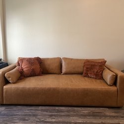 AM Home Delivery - Couch
