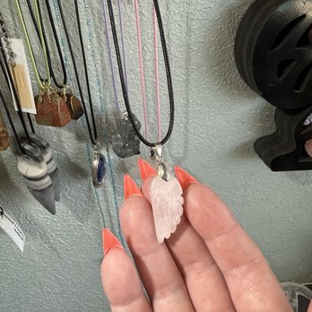 Rockaholics Crystal Shop - Gemstones & Minerals Near Me - Honokaa, Hawaii Rockaholics Crystal Shop - Gemstones & Minerals Near Me - Honokaa, Hawaii