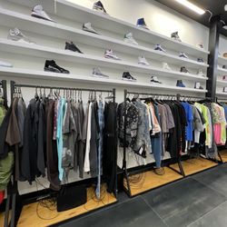 Request Boutique Charlotte - Selection of shoes and clothing