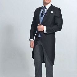 Guzmán - Alquiler de Ceremonia  -Trajes Guzmán 2018 Nueva colección