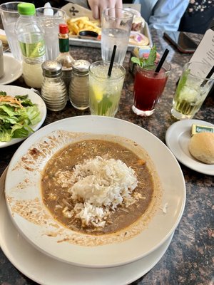 Oak Alley Plantation by null