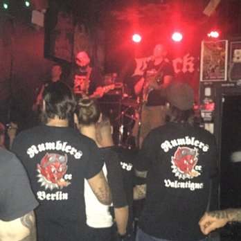 Lucky 13 Saloon - Ice Cold Killers, band playing! - Dive Bars Near Me - Gowanus, New York