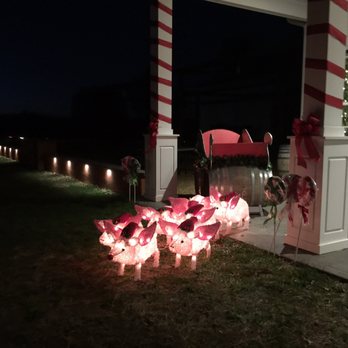 Effingham Manor & Winery - Who needs reindeer when your pigs can fly? This adorable rendition of a holiday sleigh was parked outside the "event house". - Wineries Near Me - Nokesville, Virginia Effingham Manor & Winery - Who needs reindeer when your pigs can fly? This adorable rendition of a holiday sleigh was parked outside the "event house". - Wineries Near Me - Nokesville, Virginia