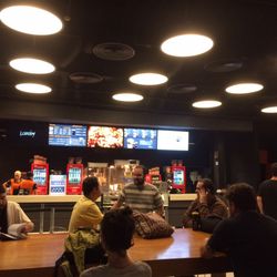 Espaço Itaú de Cinema - Hall & Café