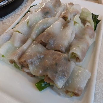 Neptune Palace Seafood Restaurant - Scraped Rice Rolls with Beef & Leeks - Dim Sum Near Me - Burnaby, British Columbia Neptune Palace Seafood Restaurant - Scraped Rice Rolls with Beef & Leeks - Dim Sum Near Me - Burnaby, British Columbia