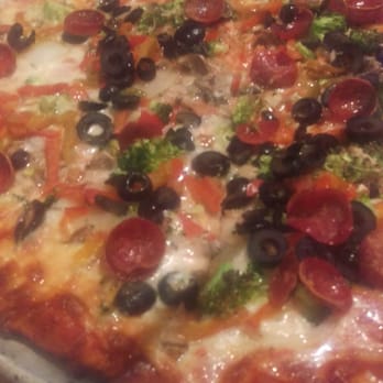 Star Tavern - Veggie pie + pepperoni - Pizza Near Me - City Of Orange, New Jersey