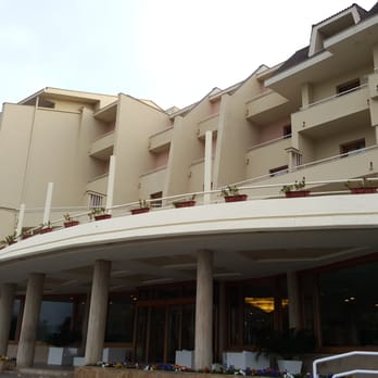 Grand Hotel Vesuvio - Grand Hotel Vesuvio in Sorrento, Italy - Hotels Near Me - Sorrento, NA