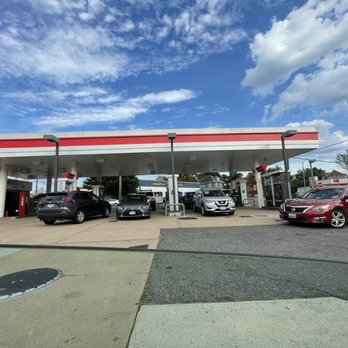 Exxon - Gas Stations Near Me - ARLINGTON, Virginia