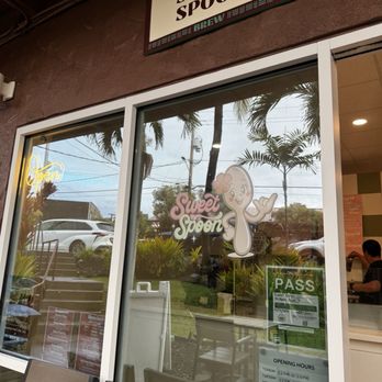 Sweet Spoon - Shaved Ice Near Me - Kailua-Kona, Hawaii
