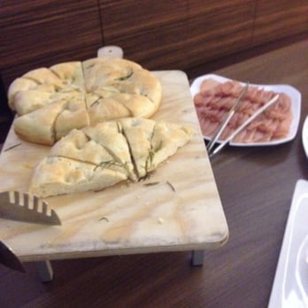 Sheraton - Focaccia with rosemary - Hotels Near Me - Ferno, Virginia