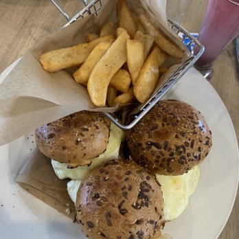 Hash Kitchen - Breakfast & Brunch Near Me - Chandler, Arizona