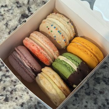 Nosh Desserts - Custom Cakes Near Me - Nashville, Tennessee Nosh Desserts - Custom Cakes Near Me - Nashville, Tennessee