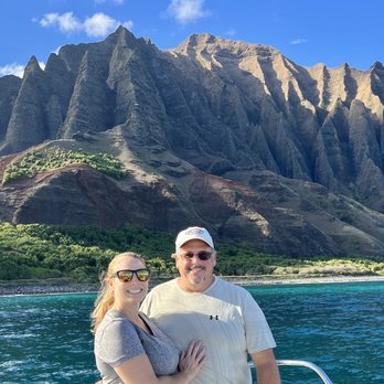 Holoholo Charters - Beautiful Kalalau - Boating Near Me - Eleele, Hawaii