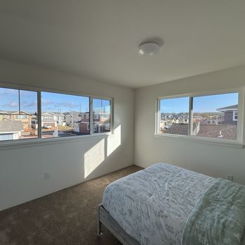Saiki's Window Designs - Shades & Blinds Near Me