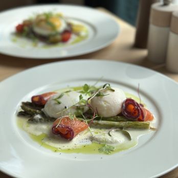 Thanks To Harrison - Asparagus, poached eggs, salmon - Breakfast & Brunch Near Me - Hollywood, Florida Thanks To Harrison - Asparagus, poached eggs, salmon - Breakfast & Brunch Near Me - Hollywood, Florida