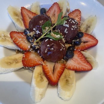 M.A.C. 24/7 - Açaà Bowl (dairy free) - American Near Me - Honolulu, Hawaii M.A.C. 24/7 - Açaà Bowl (dairy free) - American Near Me - Honolulu, Hawaii