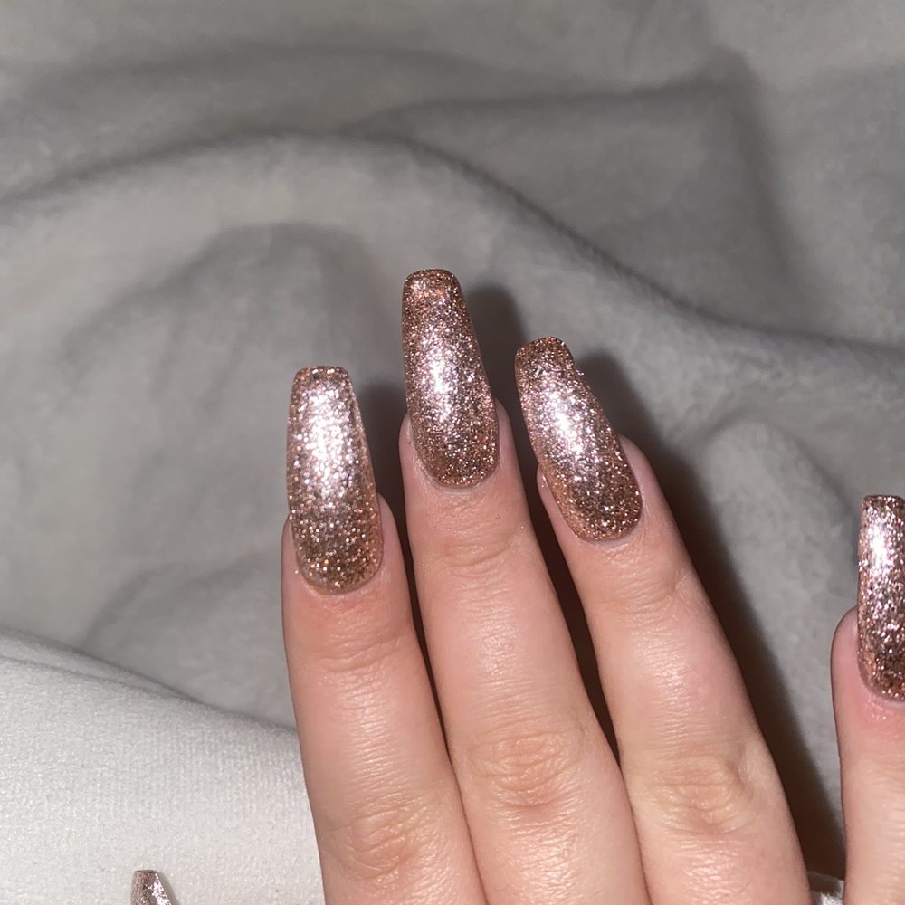 Misshapen, oblong, inconsistent "coffin" set. Loved the color: