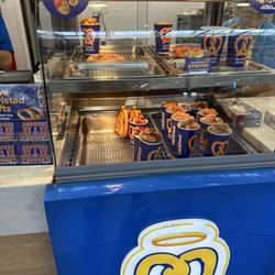 Auntie Anne's - Pretzels