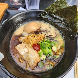 Jinya Tonkotsu Black