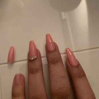 Me Nail Spa - Broken off nail - Nail Salons Near Me - Alameda, California