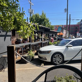 Smelly Cat Coffee - Great location with parking and seats on the perimeter - Coffee & Tea Near Me - Charlotte, North Carolina Smelly Cat Coffee - Great location with parking and seats on the perimeter - Coffee & Tea Near Me - Charlotte, North Carolina