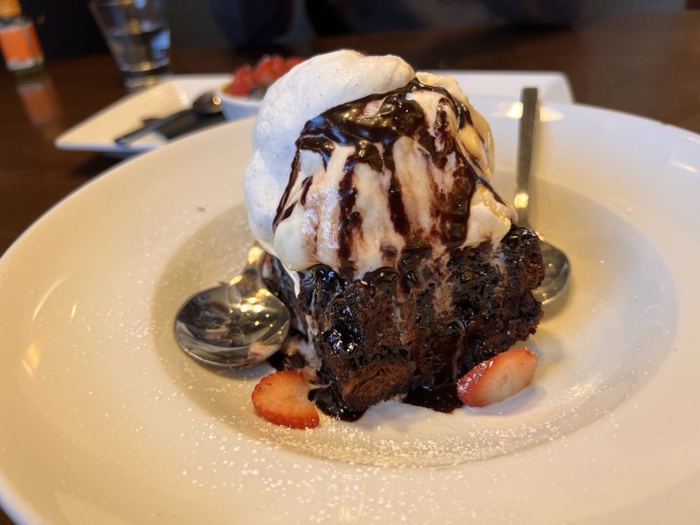 Social spots from 1899 Bar & Grill