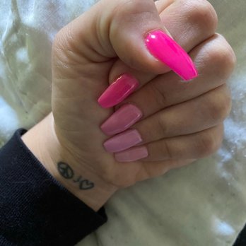 Deluxe Nails & Spa - Nail Salons Near Me - Ballston Spa, New York Deluxe Nails & Spa - Nail Salons Near Me - Ballston Spa, New York