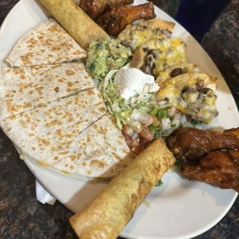 Mariachis II Mexican Restaurant - Mariachi's Fiesta Platter - Mexican Near Me - St Louis, Missouri Mariachis II Mexican Restaurant - Mariachi's Fiesta Platter - Mexican Near Me - St Louis, Missouri
