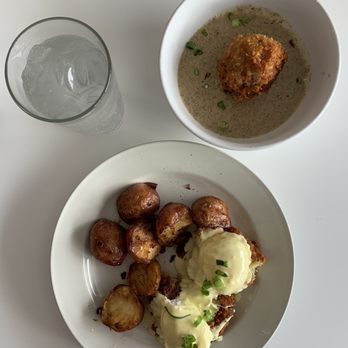 Phoebe's Diner - Crab Cake Benedict & Cheeky Monkey - Breakfast & Brunch Near Me - Austin, Texas Phoebe's Diner - Crab Cake Benedict & Cheeky Monkey - Breakfast & Brunch Near Me - Austin, Texas