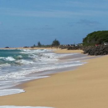 Kekaha Beach Park - Facing West. - Parks Near Me