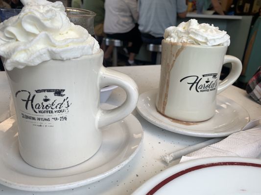 Harold's Koffee House by null