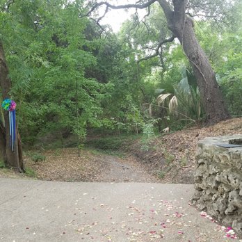 Headwaters Sanctuary - Blue Hole - Parks Near Me - San Antonio, Texas