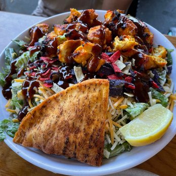 Sidewalk Grill - BBQ Salad w/ chicken - Mediterranean Near Me - Los Angeles, California