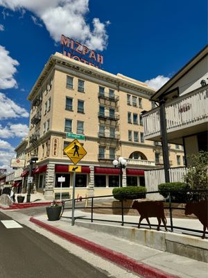 Mizpah Hotel by null