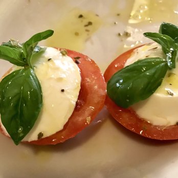 Trattoria alla Rivetta - Fresh caprese - Trattorie Near Me - Venezia, VE