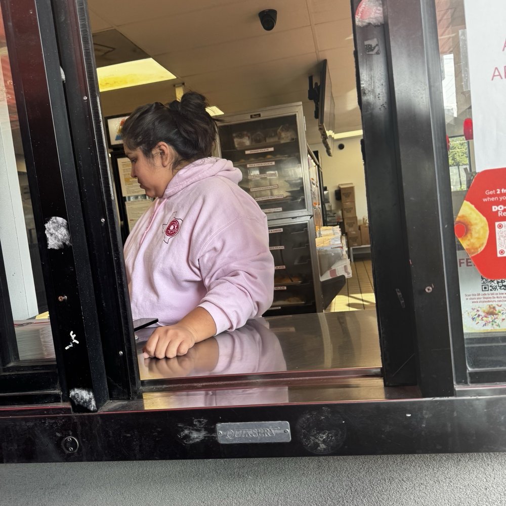 Shipley Do-Nuts - Rude window person - Coffee & Tea Near Me - Baytown, Texas Shipley Do-Nuts - Rude window person - Coffee & Tea Near Me - Baytown, Texas